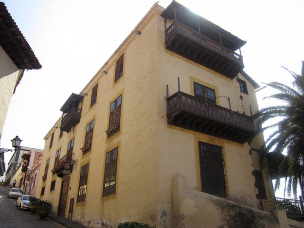 Dom Lercaro (Casa de Lercaro)