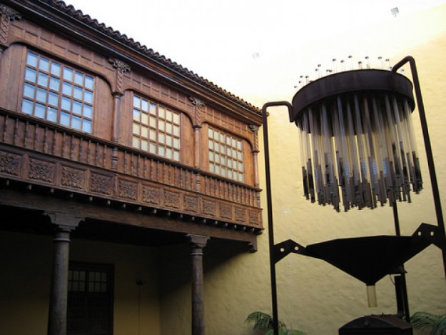 Muzeum-antropologii-01