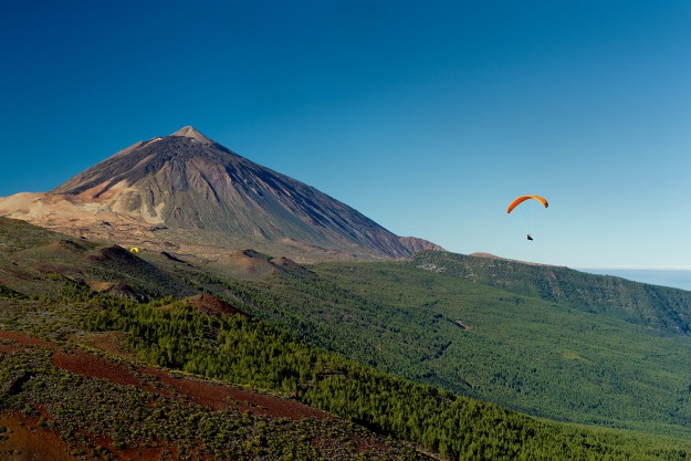 Paragliding